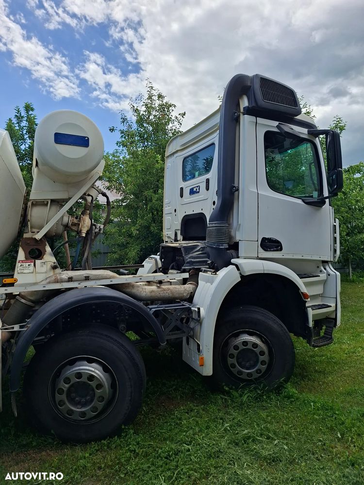 Mercedes-Benz Arocs - 18