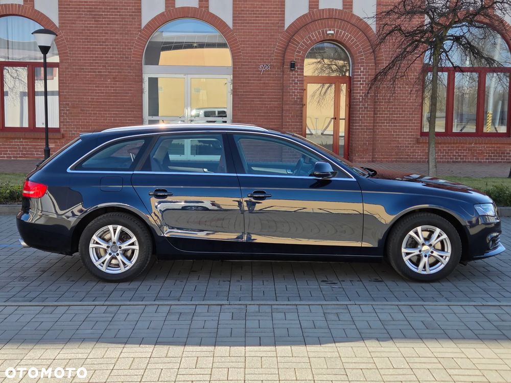 Audi A4 Avant 2.0 TFSI Ambiente - 2