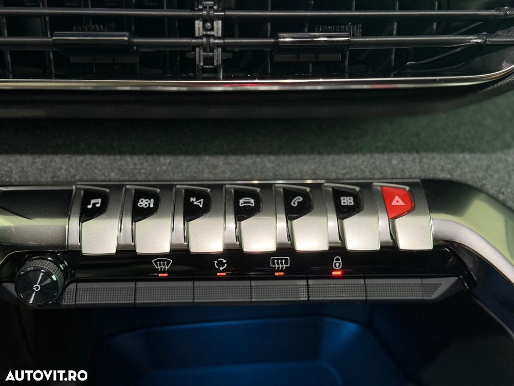 Peugeot 3008 BlueHDi 130 Stop & Start EAT8 Allure Pack - 32