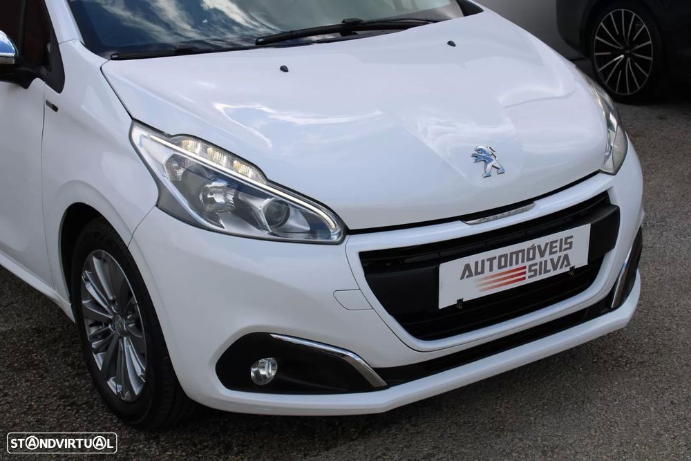 Peugeot 208 1.2 PureTech Style - 8