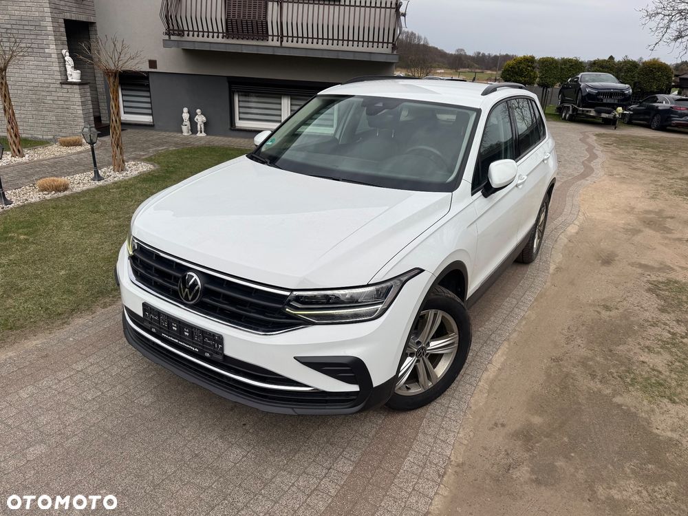 Volkswagen Tiguan 2.0 TDI SCR 4MotION DSG Elegance - 2