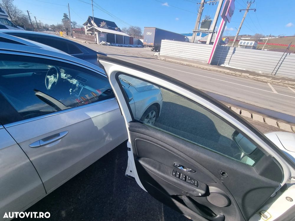 Renault Fluence 1.6 Dynamique - 9