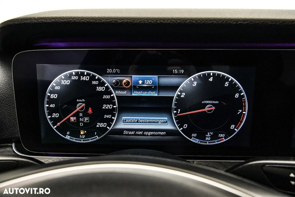 Mercedes-Benz E 200 Aut. - 20