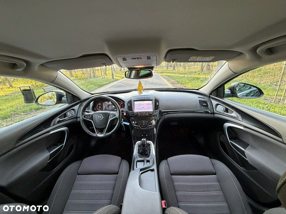 Opel Insignia - 32