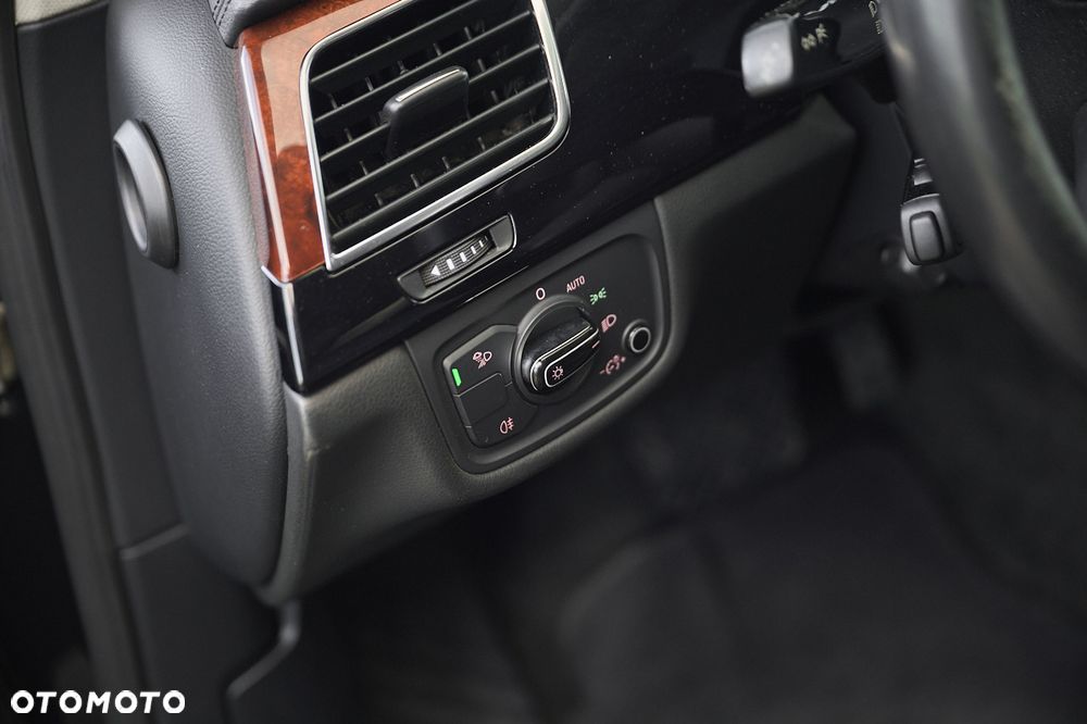 Audi A8 3.0 TDI L Quattro - 22