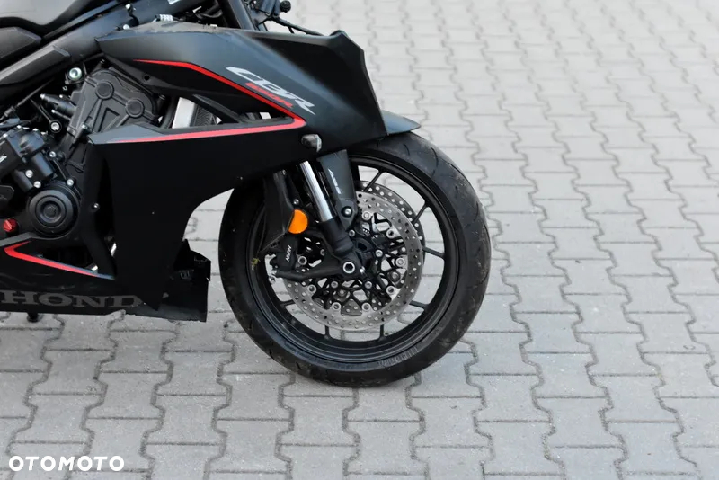 Honda CBR - 9