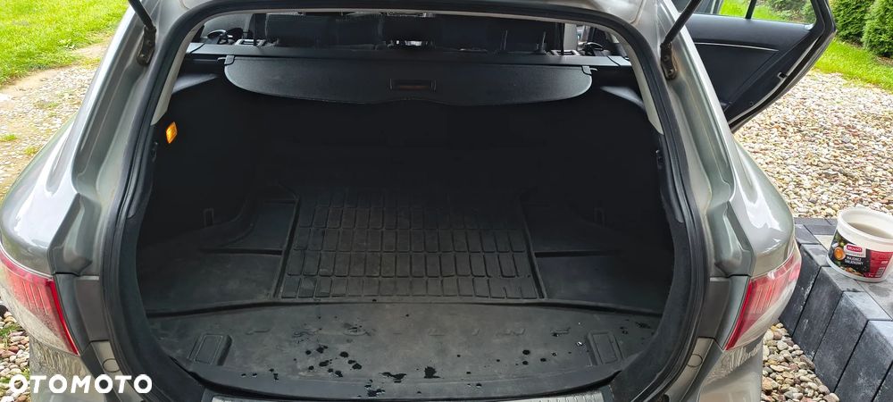 Toyota Avensis - 23