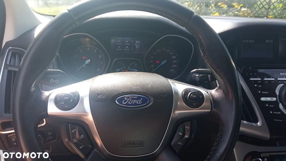 Ford Focus 1.0 EcoBoost Titanium - 11