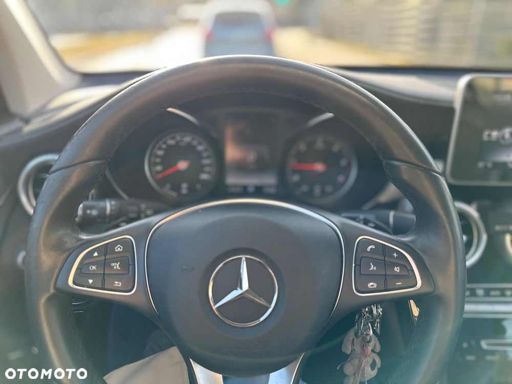 Mercedes-Benz GLC 220 d 4-Matic - 5