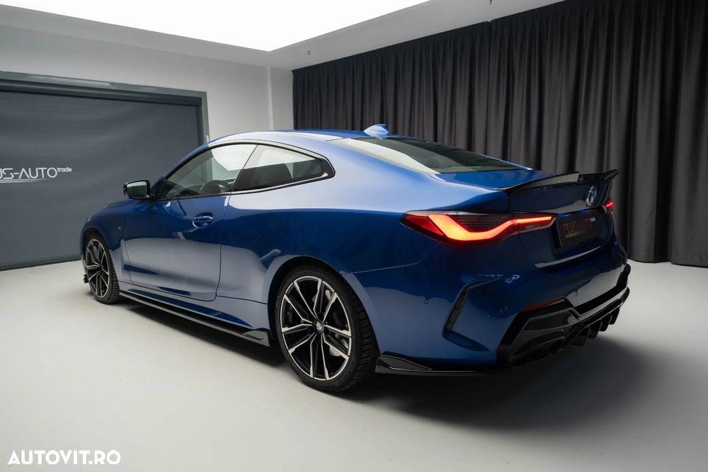 BMW M4 M440i AT MHEV - 12