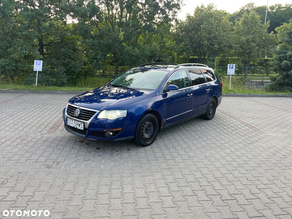 Volkswagen Passat 1.9 TDI Comfortline - 1