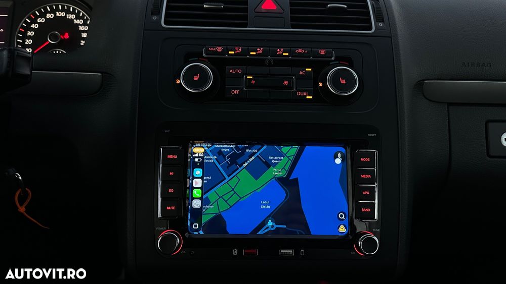 Volkswagen Touran - 14