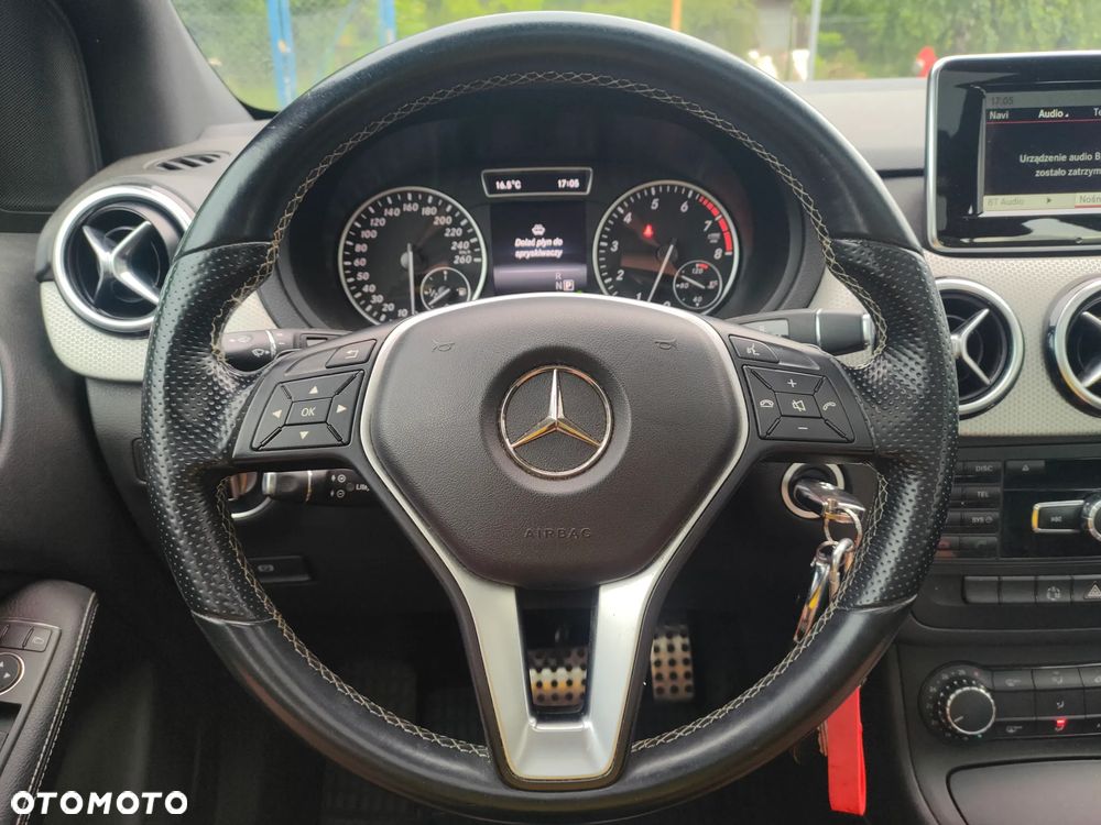Mercedes-Benz Klasa B 200 7G-DCT UrbanStyle Edition - 14