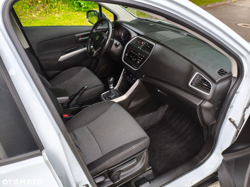 Suzuki SX4 S-Cross 1.6 DDiS 4x4 Comfort - 20