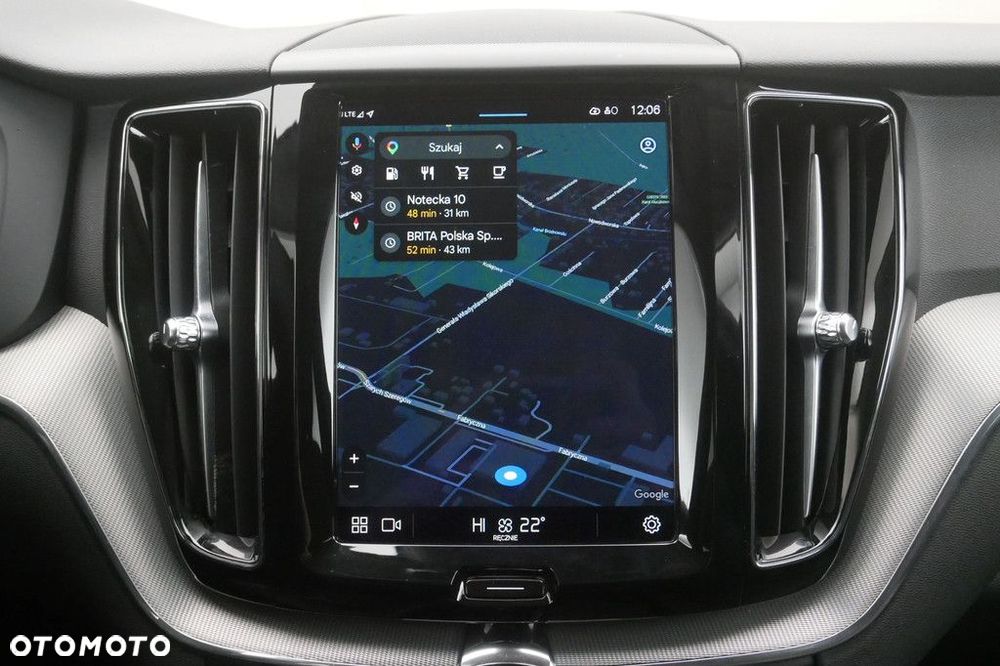 Volvo XC 60 B4 D Plus Dark - 23