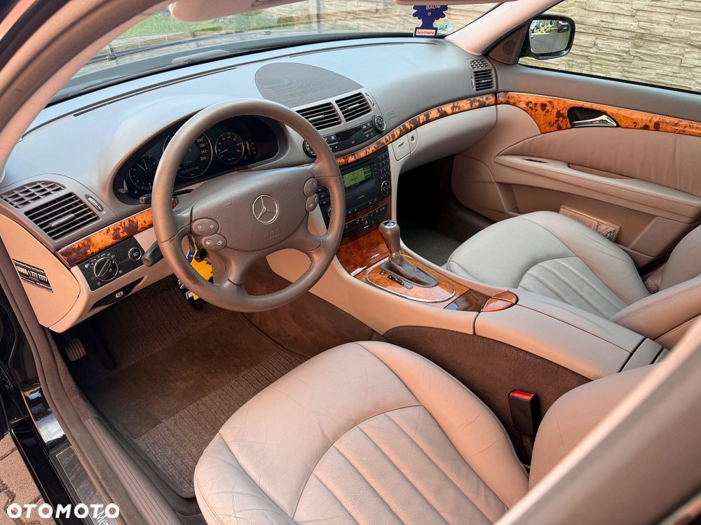 Mercedes-Benz Klasa E 350 Avantgarde - 16