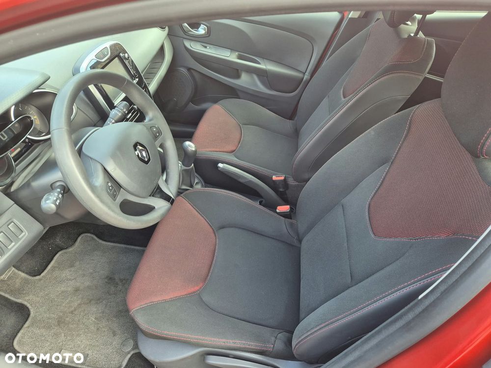 Renault Clio 1.2 16V Limited Plus - 25