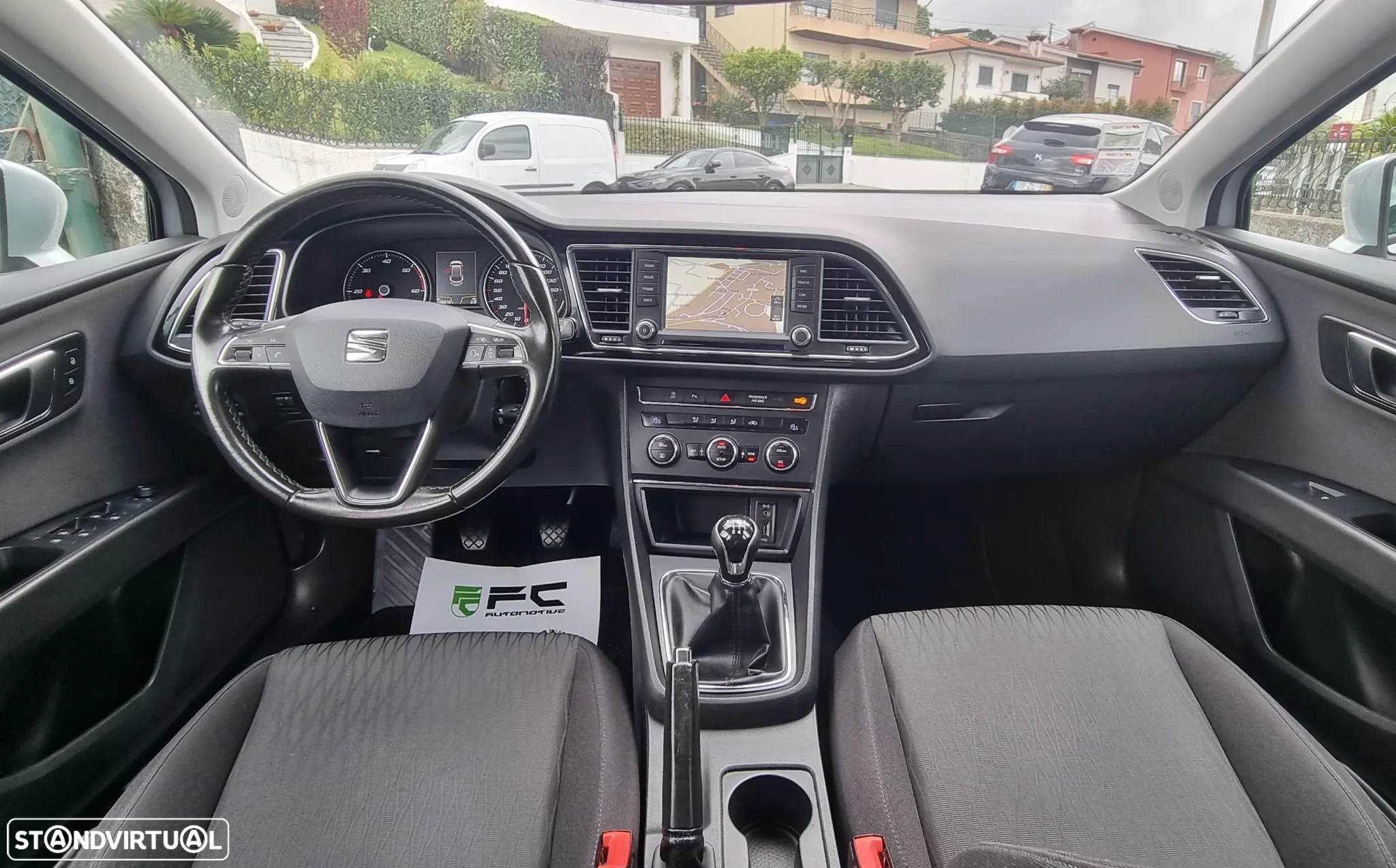 SEAT Leon ST 1.6 TDI Reference Ecomotive - 10