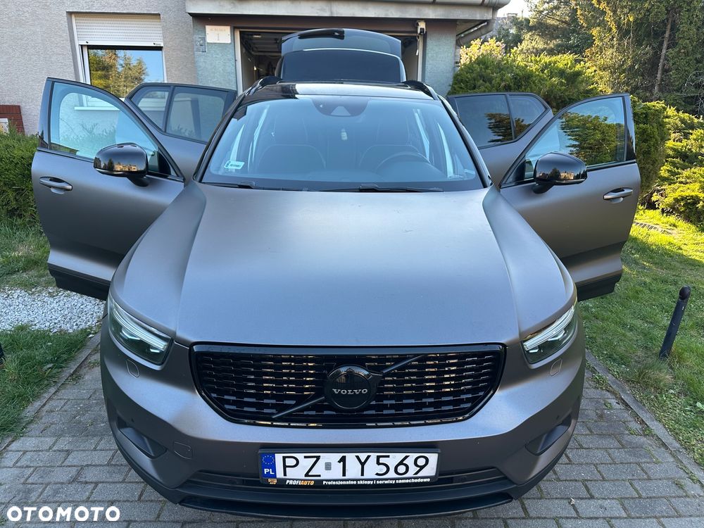 Volvo XC 40 D4 AWD R-Design - 27