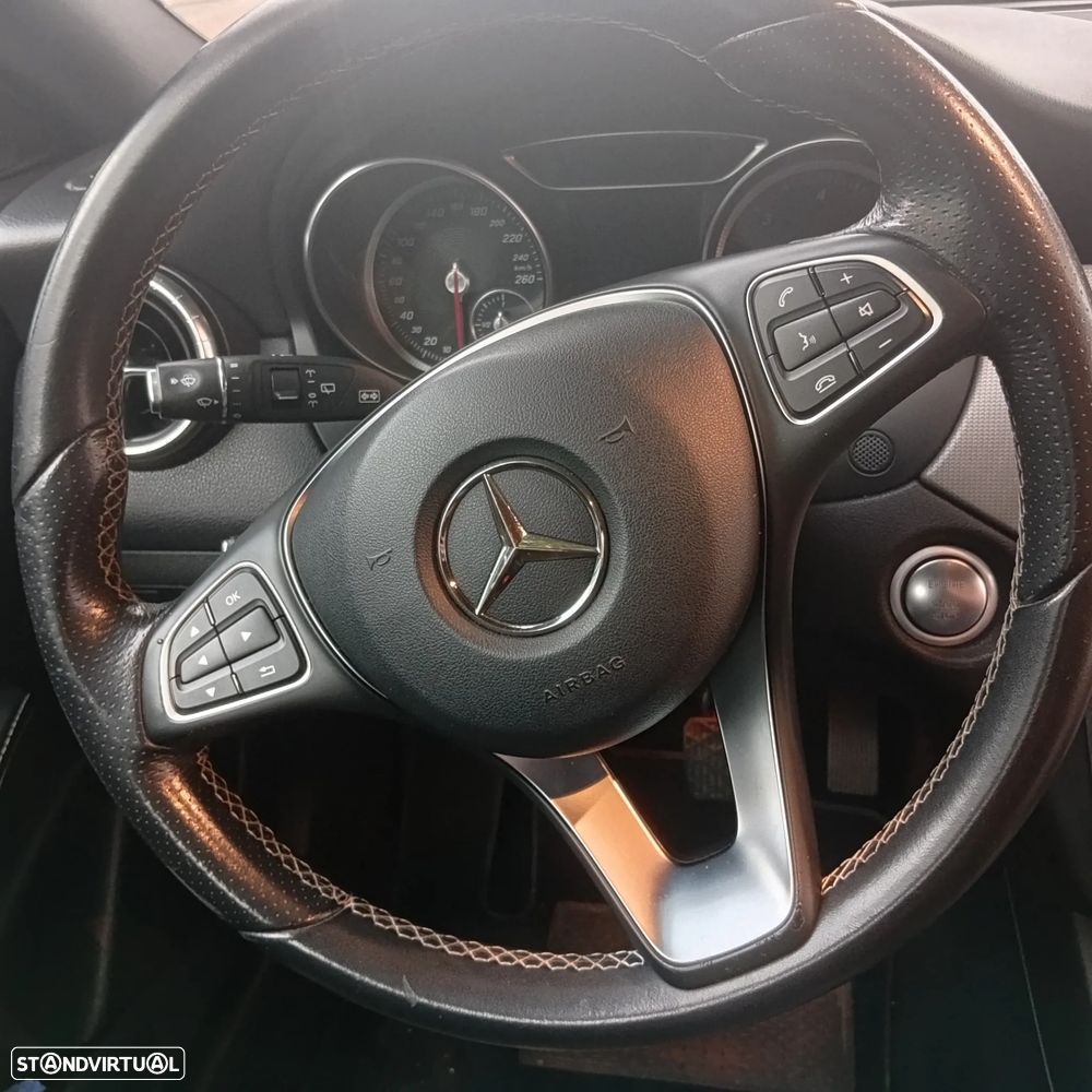 Mercedes-Benz CLA 180 d Shooting Brake Urban - 4