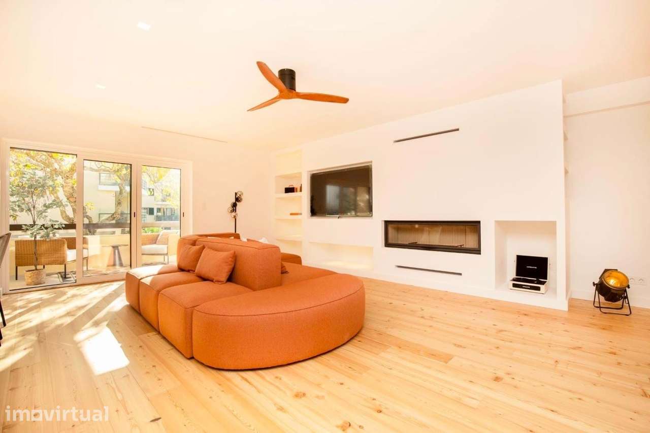 Estoril Prime | T3 Renovado de 205m² com Piscina, Garagem e Porteiro j - Grande imagem: 3/57