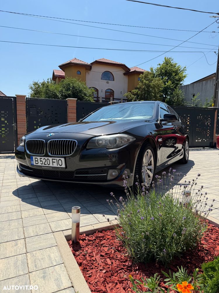 BMW Seria 5 520d EfficientDynamics Edition - 1