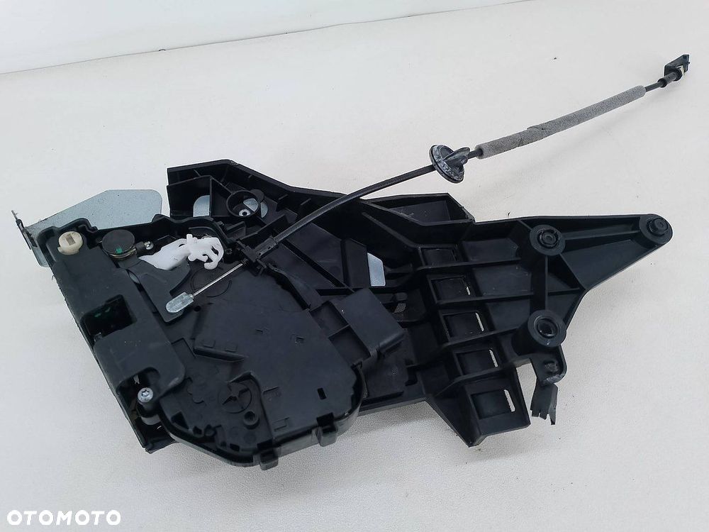ZAMEK DRZWI LEWY TYŁ VOLVO S80 II ( 07-13 ) 30661074  986920-105 - 6