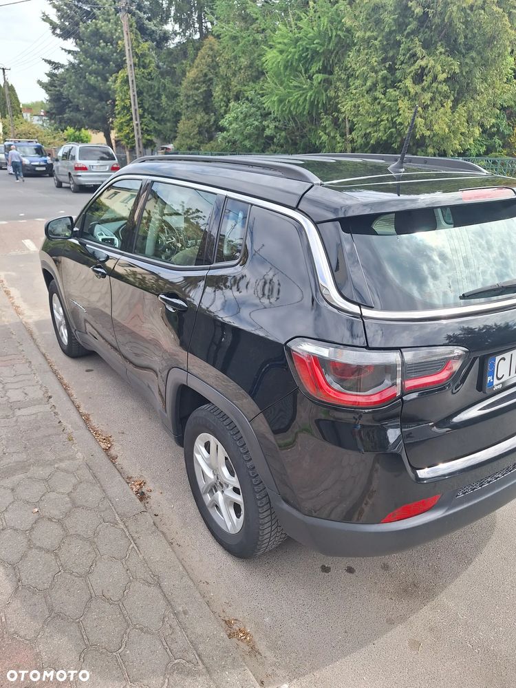 Jeep Compass - 4