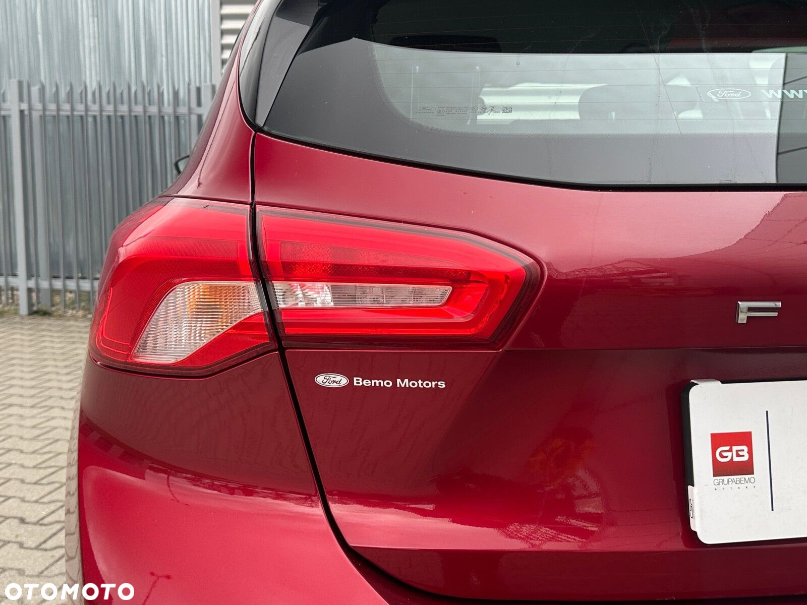 Ford Focus 1.0 EcoBoost Connected - 11