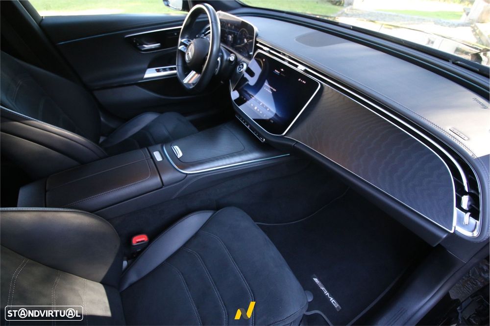 Mercedes-Benz E 300 de 4Matic T 9G-TRONIC AMG Line - 26