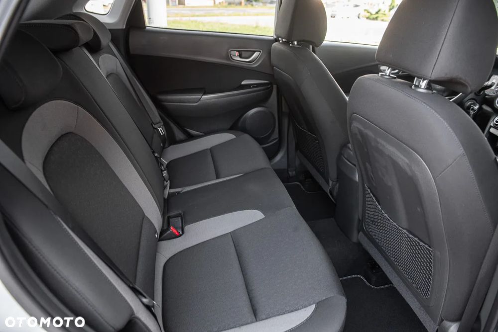 Hyundai Kona - 23