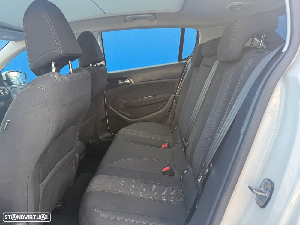 Peugeot 308 PureTech 110 Stop & Start Allure - 9