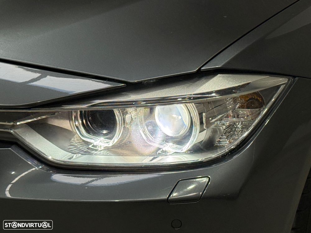 BMW 320 d Efficient Dynamics Edition Blue Perf. Luxury Line - 30