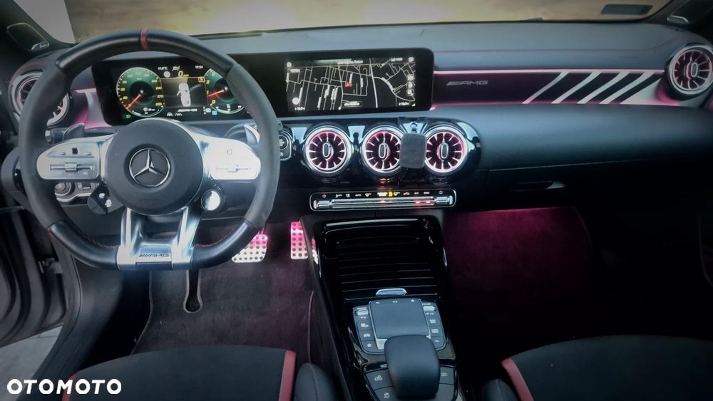 Mercedes-Benz CLA AMG 45 S 4-Matic 8G-DCT - 31