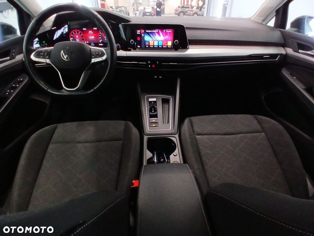 Volkswagen Golf 1.0 eTSI Life DSG - 24