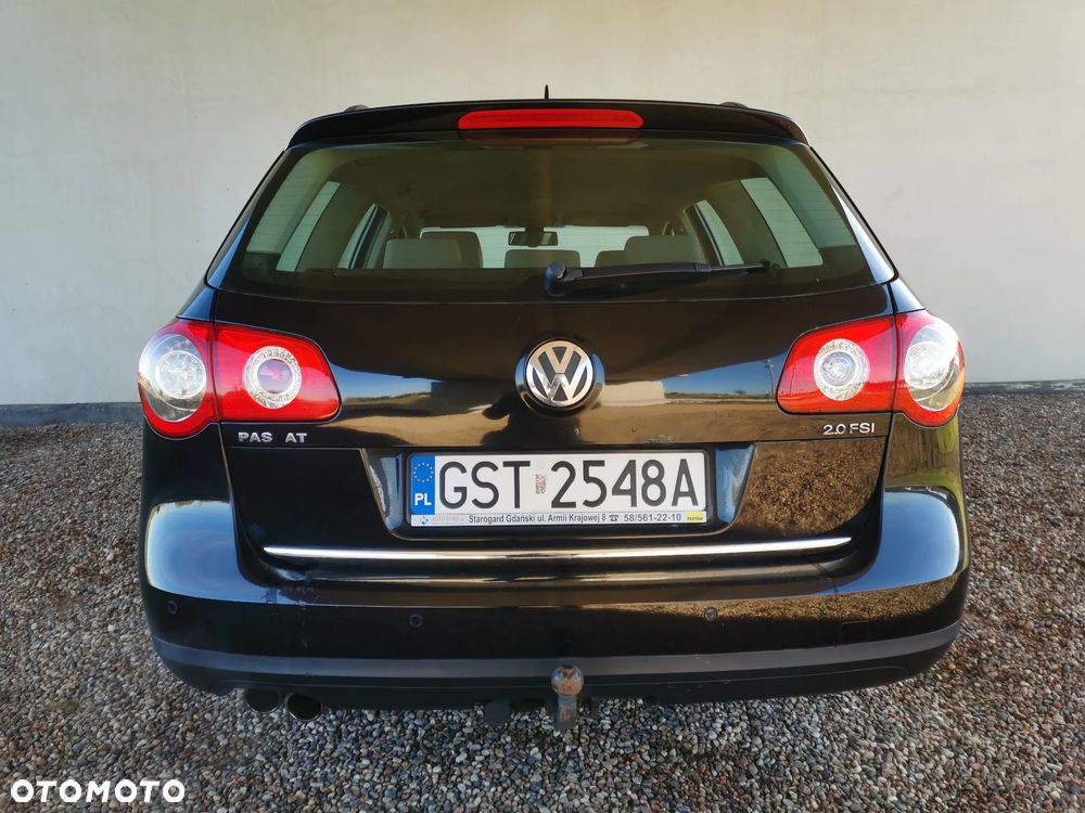 Volkswagen Passat - 14