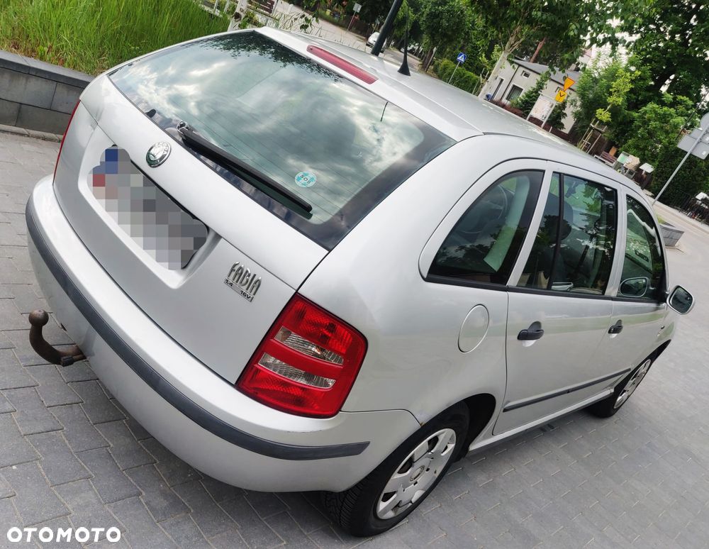 Skoda Fabia - 3