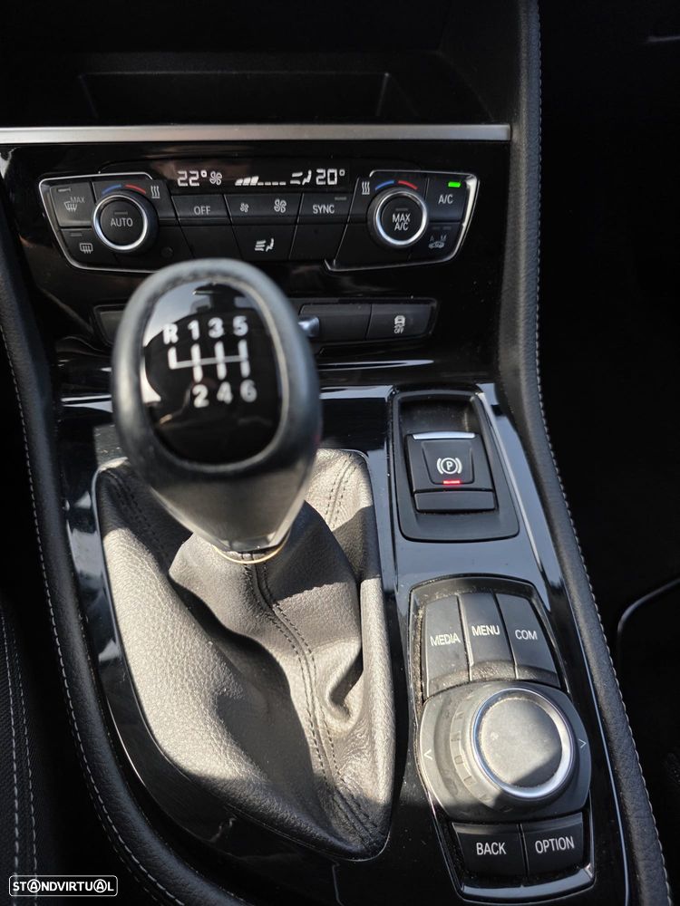 BMW 216 Active Tourer d - 10
