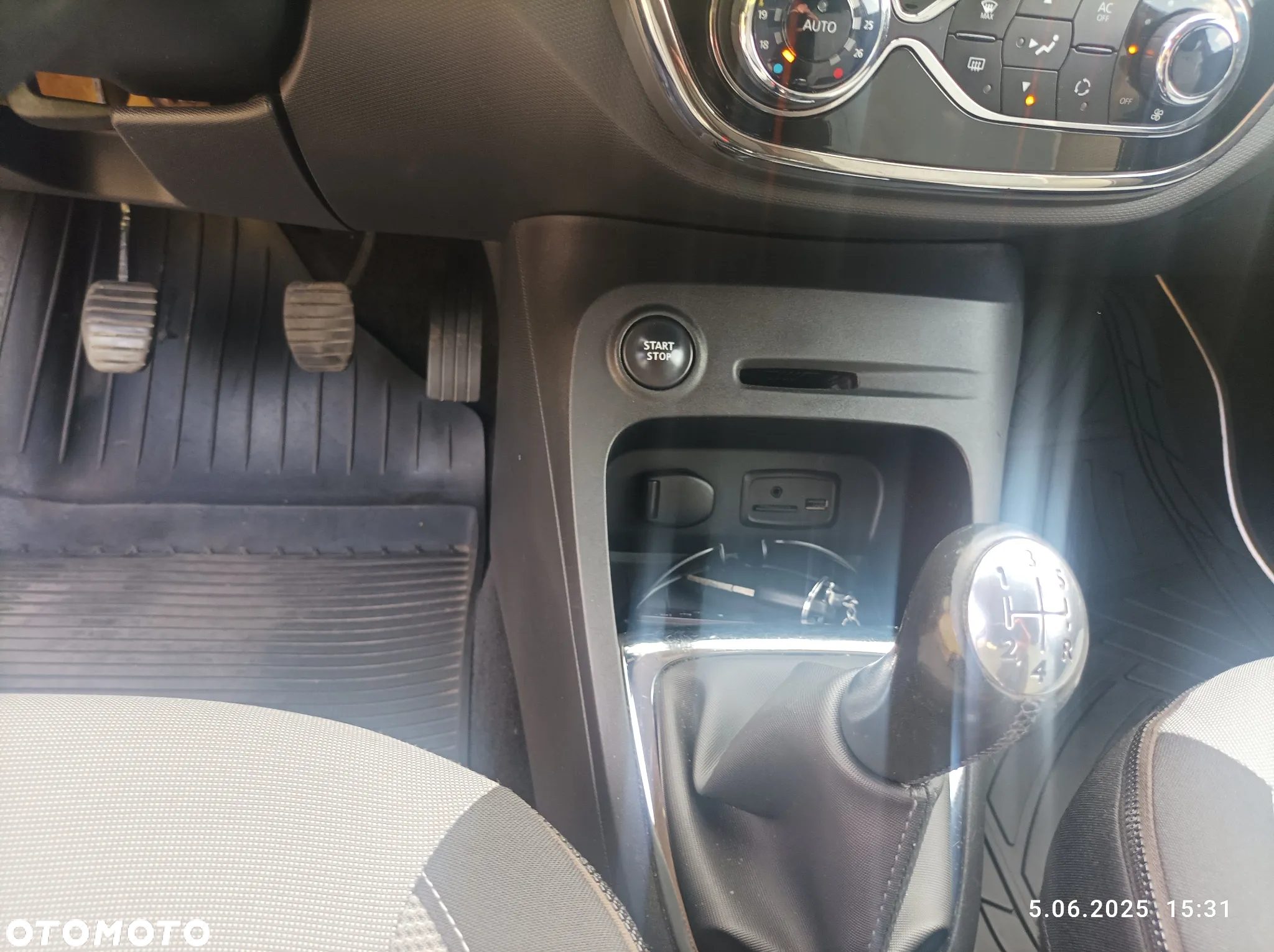 Renault Captur (ENERGY) TCe 90 LIFE - 19