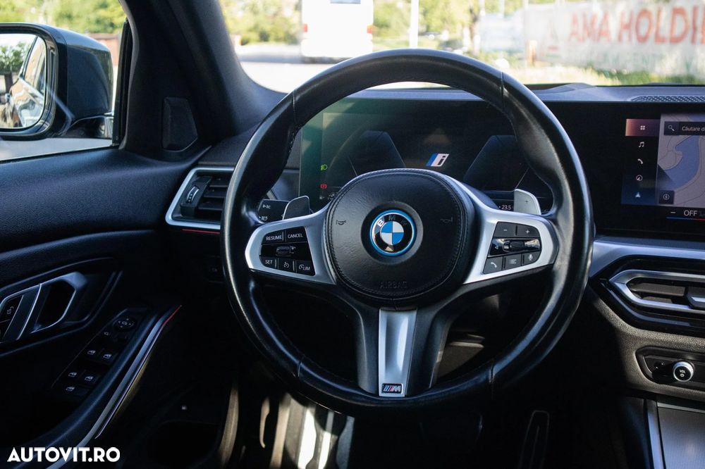 BMW Seria 3 330e Aut. M Sport - 17