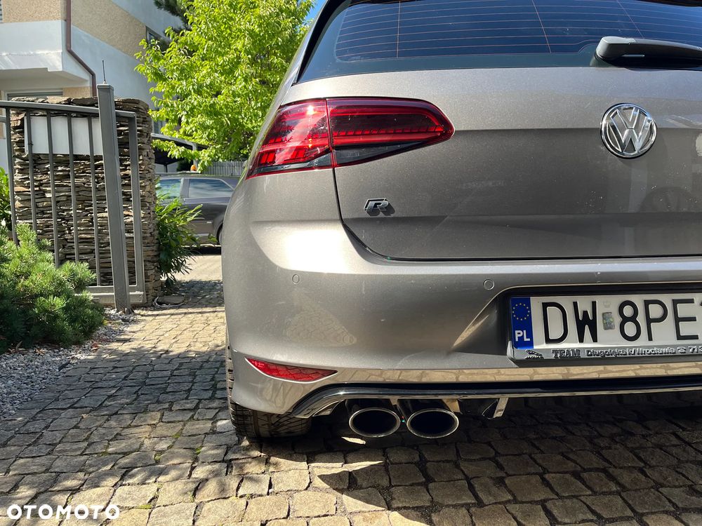 Volkswagen Golf - 9