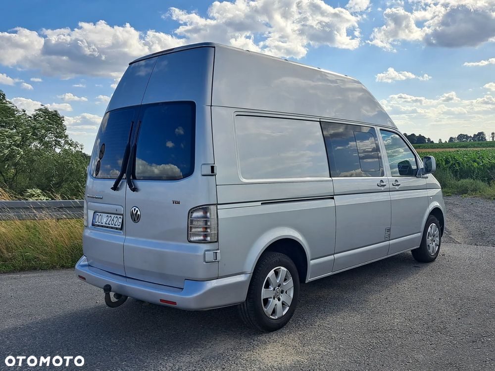 Volkswagen Transporter - 2