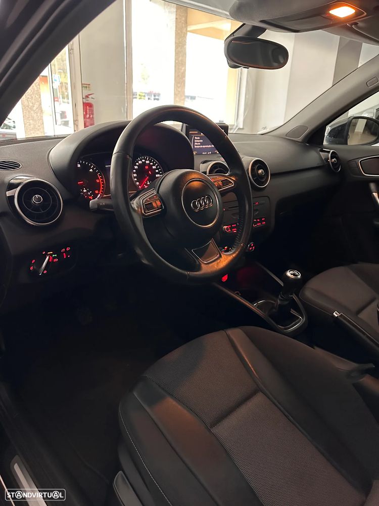 Audi A1 1.6 TDI Attraction - 3
