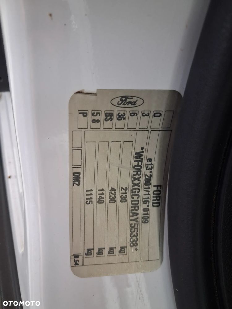 Ford Kuga 2.0 TDCi 4x4 Titanium - 14