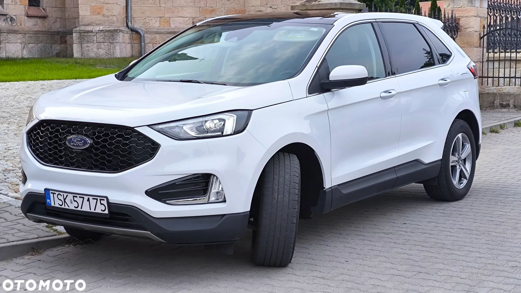 Ford Edge - 1