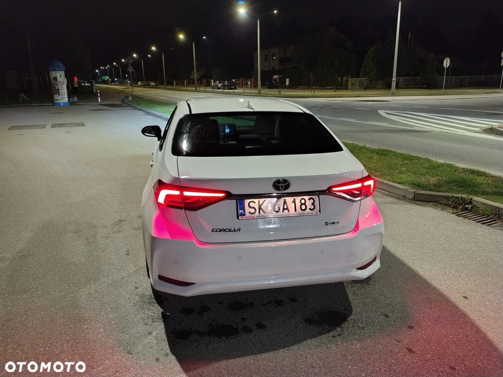 Toyota Corolla 1.8 Hybrid Style - 3
