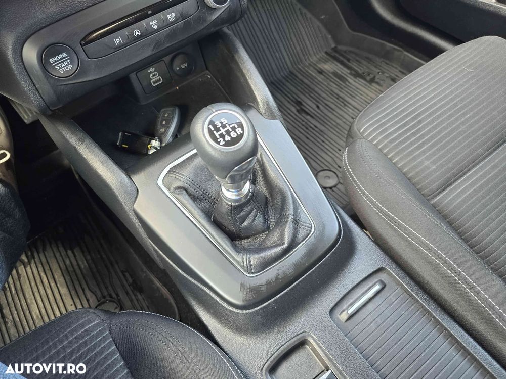 Ford Focus - 16