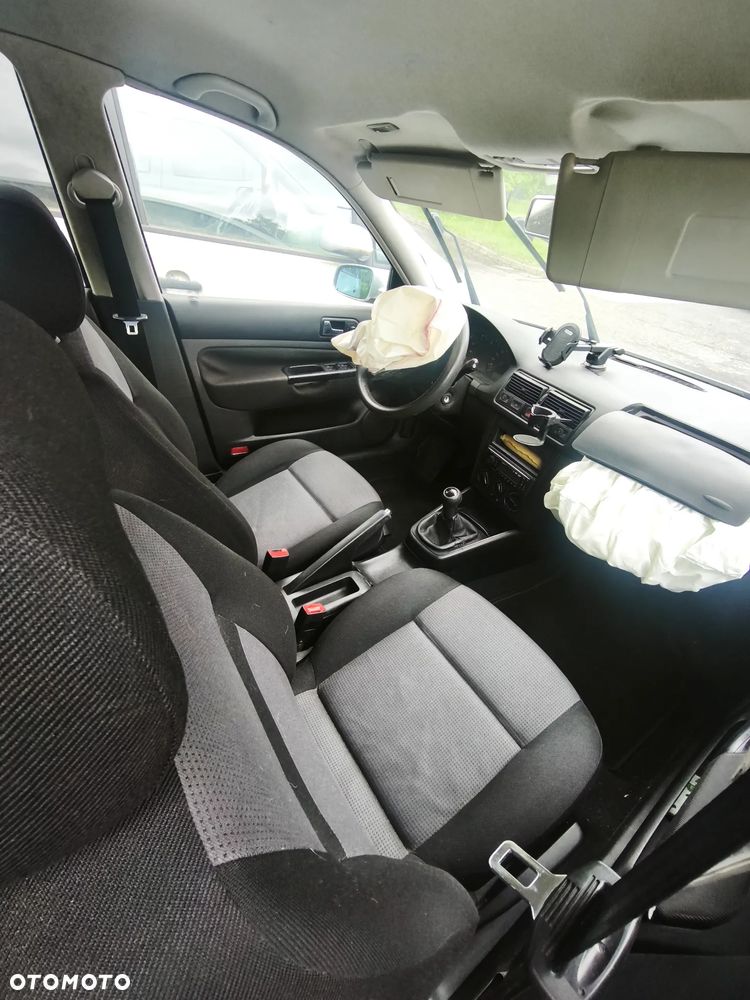 Volkswagen Golf 1.4 Comfortline - 4