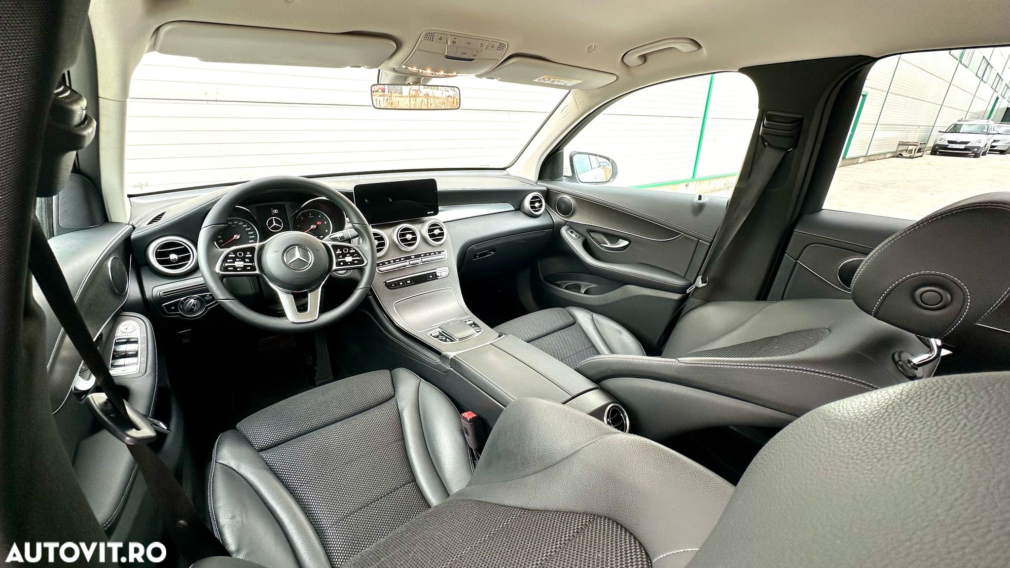 Mercedes-Benz GLC - 5