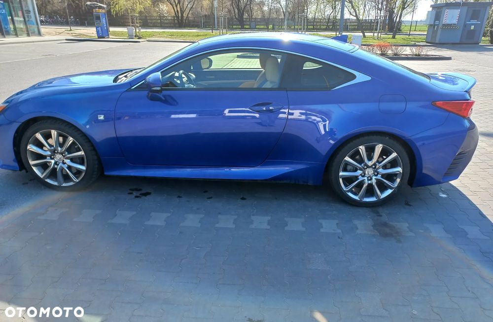 Lexus RC 200t / 300 F Sport - 17